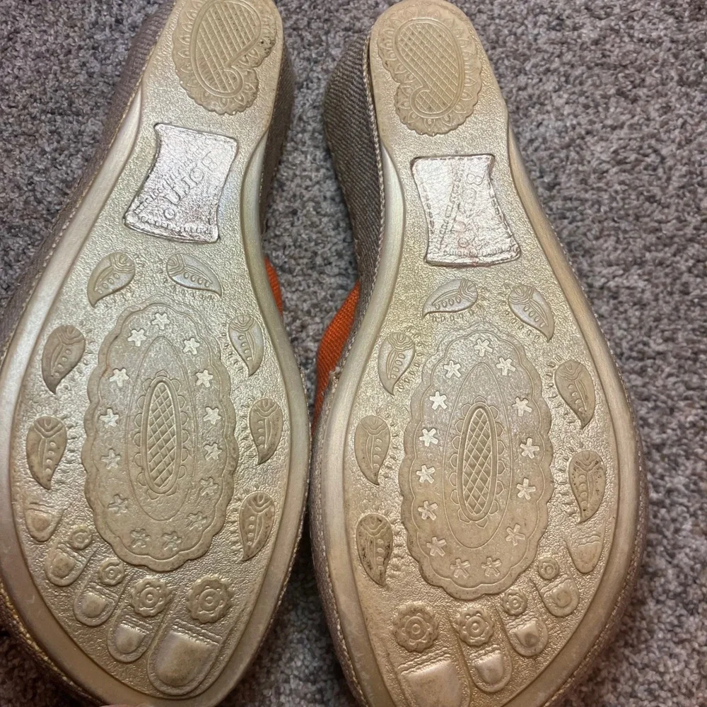 Born‎ Womens W21071 Orange Fabric Crisscross Wedge Sandals Size 8/39 Handcrafted